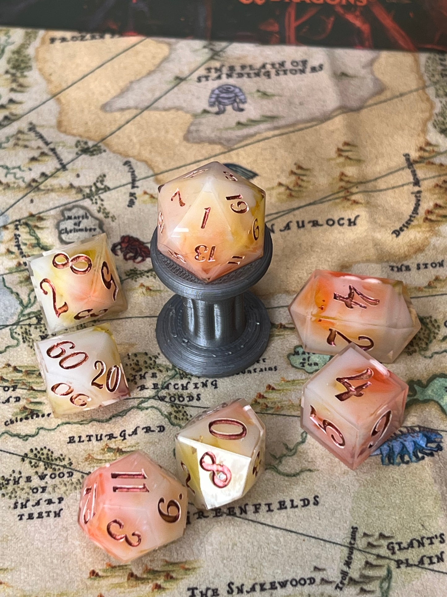 Sunrise Handmade Resin Sharp Edge Dice Set