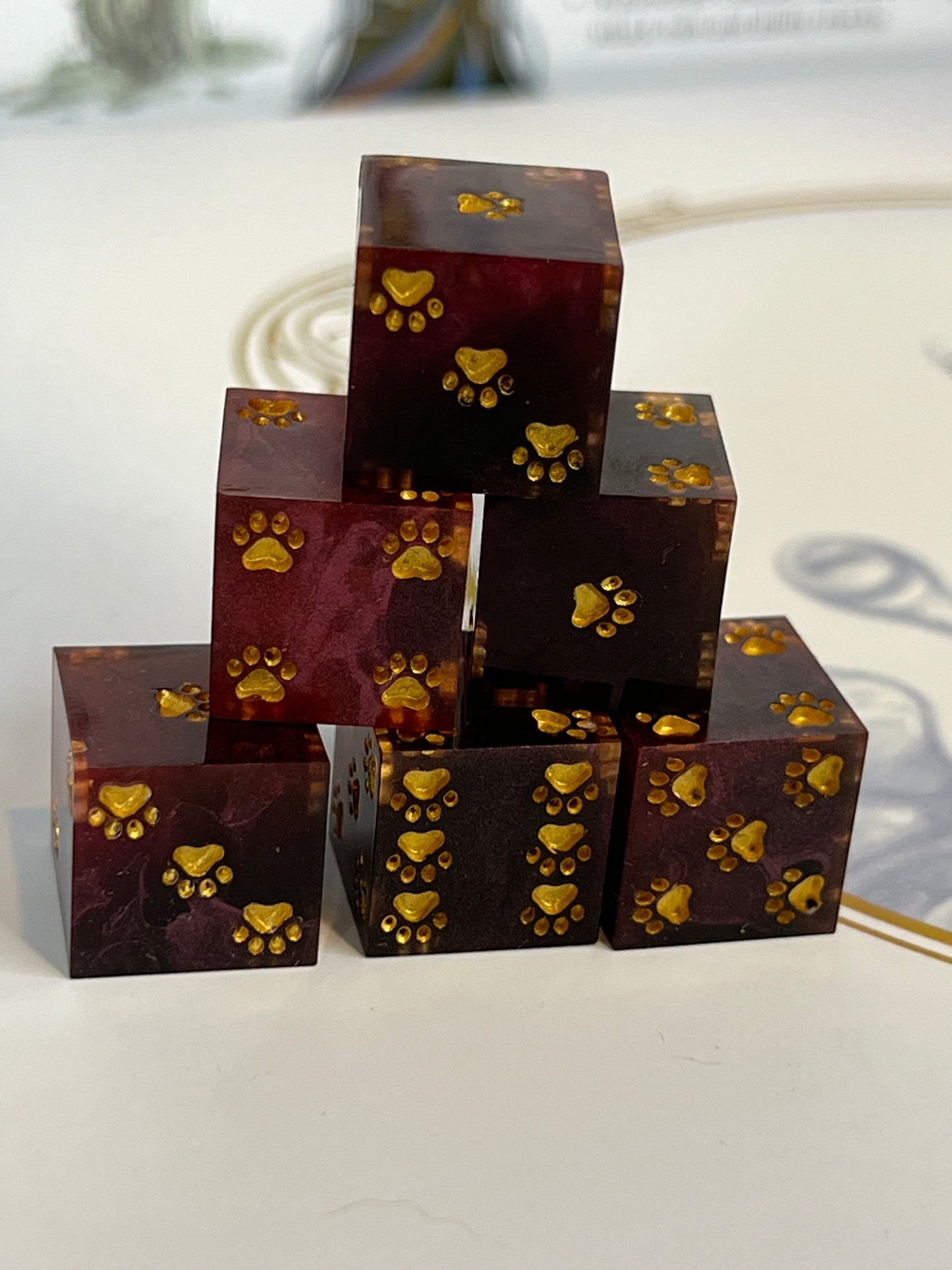 Metallic Shadows 6XD6 Handmade Pawprint Resin Dice