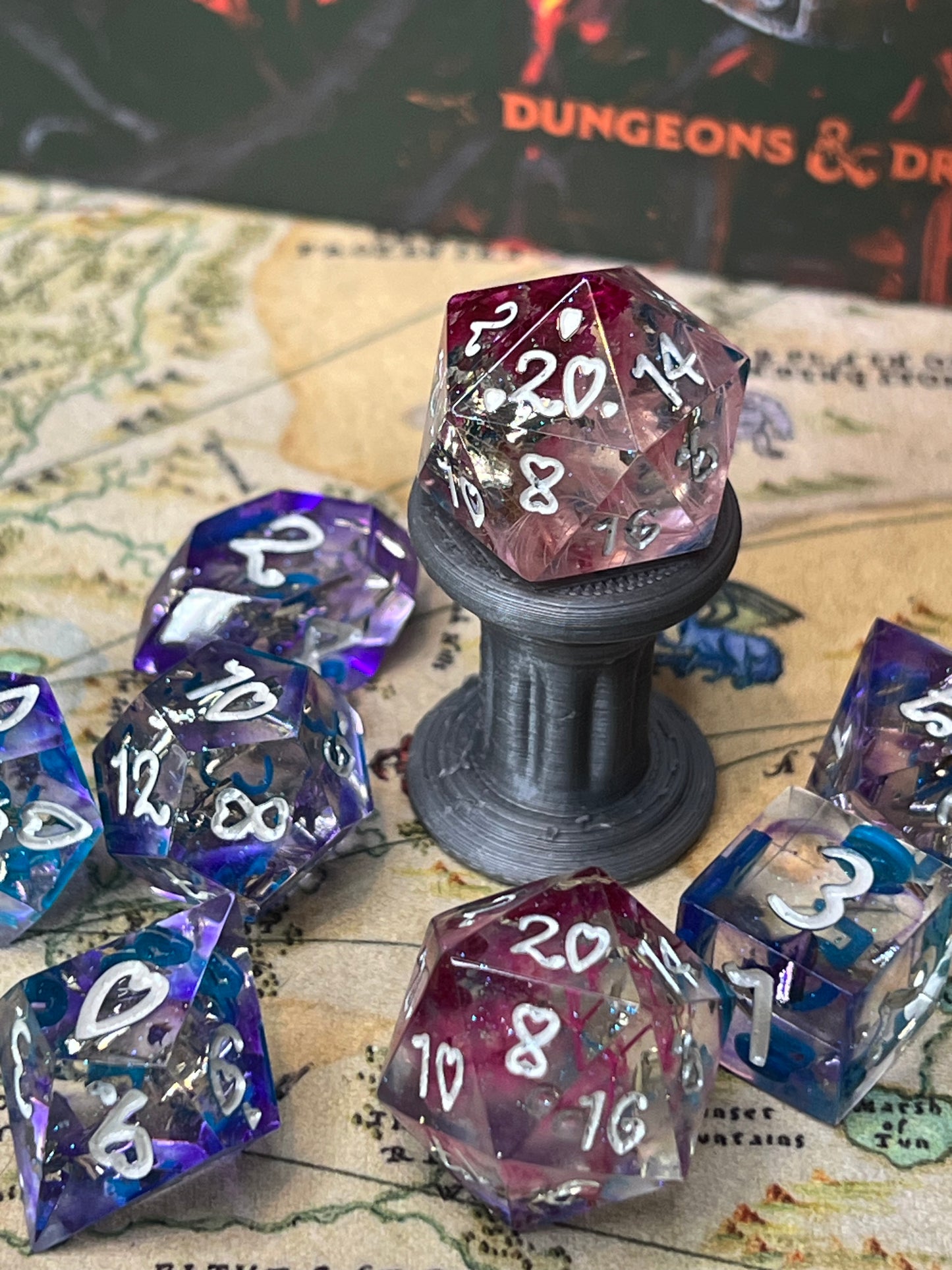 Botanical Handmade Resin Advantage Dice Set