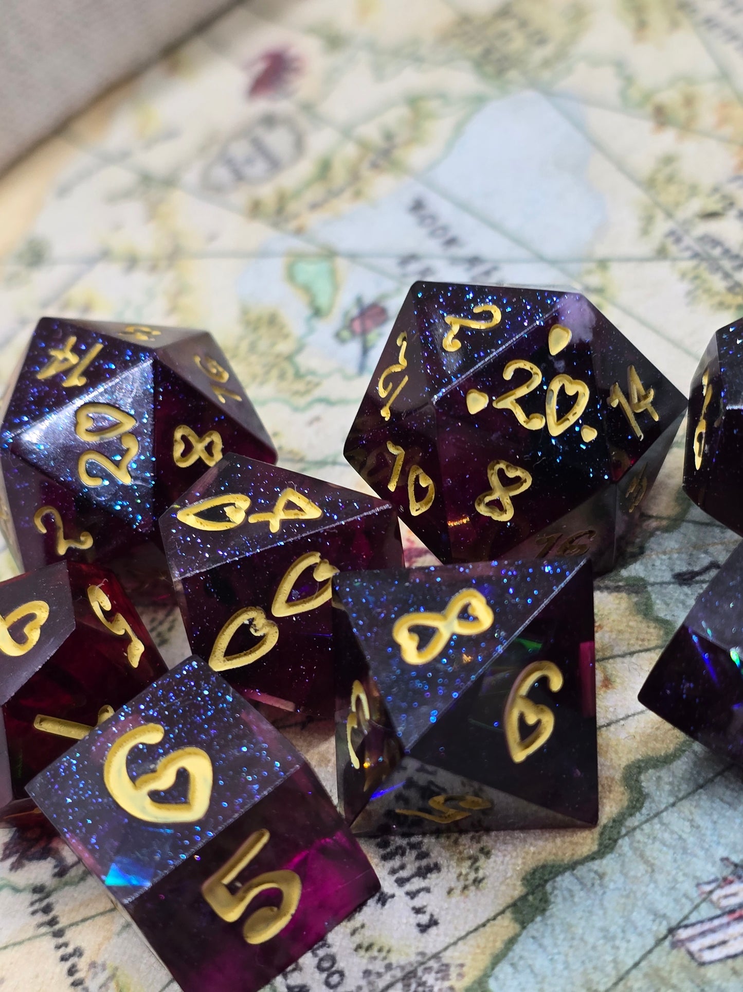 Fire hearts handmade 8 piece dice set