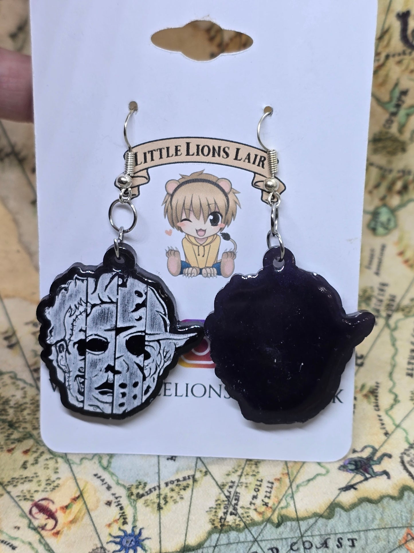 Serial killer superstar earrings