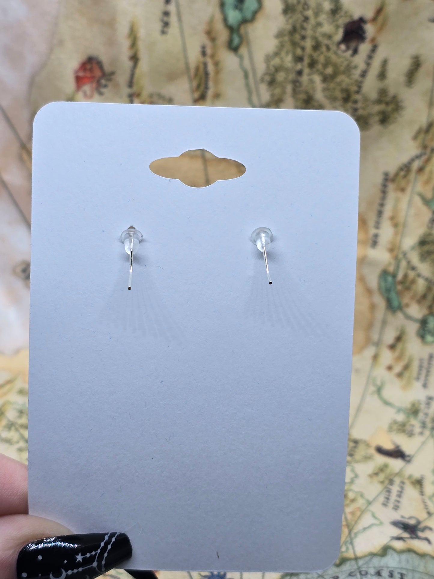 Gem earrings ✨️