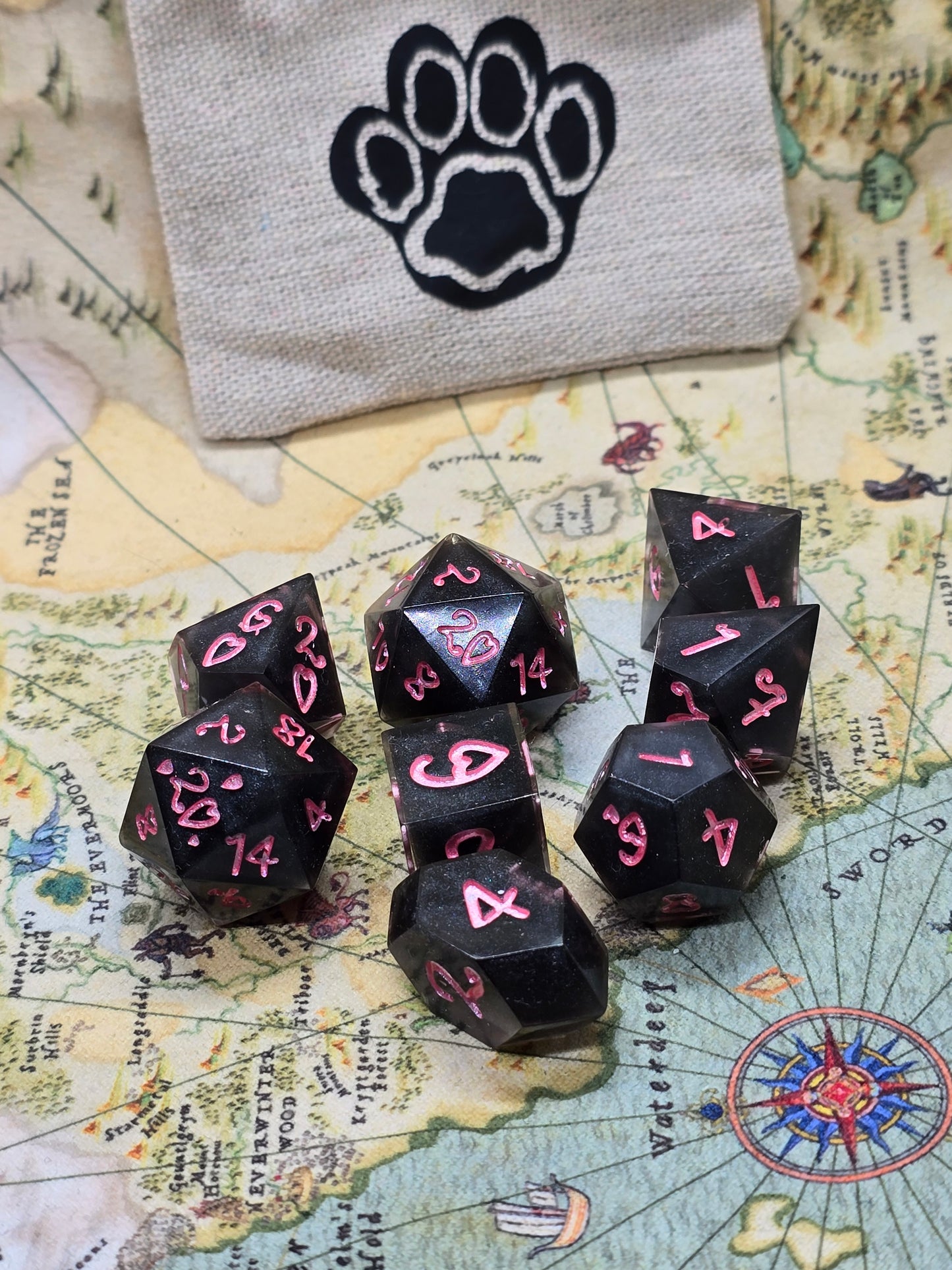 Black hearts handmade 8 piece dice set
