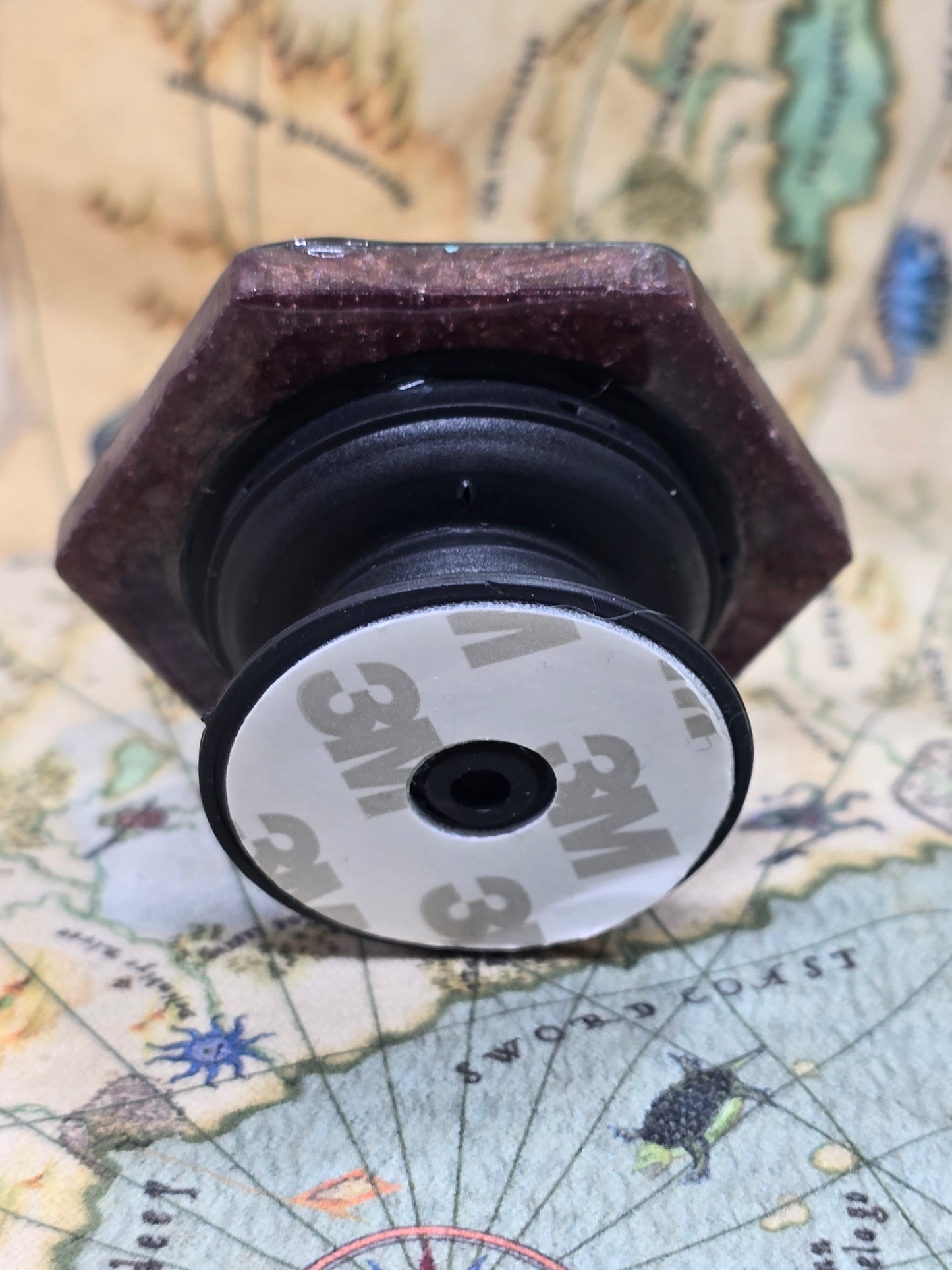 Mint choc chip inspired D20 phone grip
