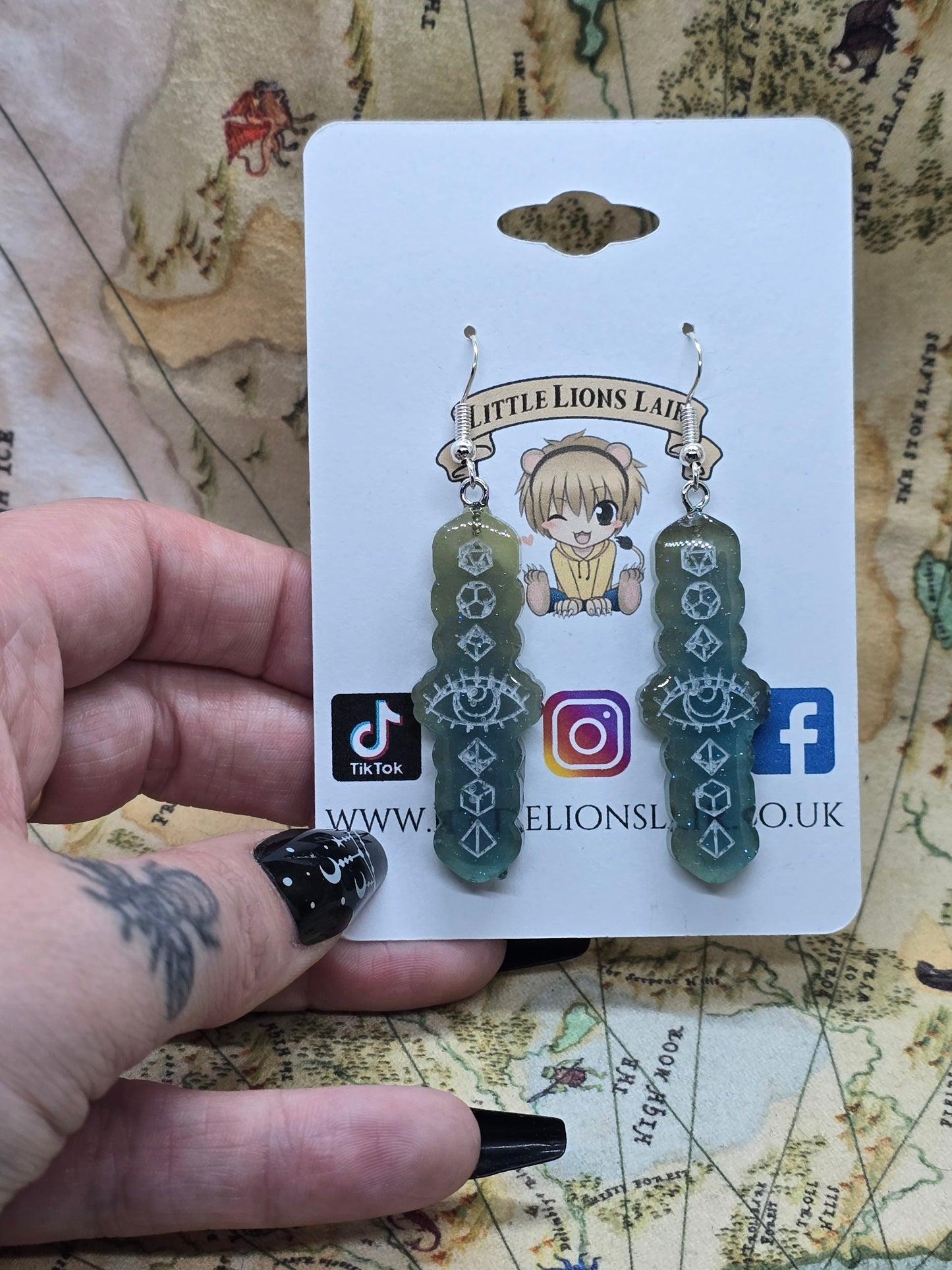 Seeker of dice earrings