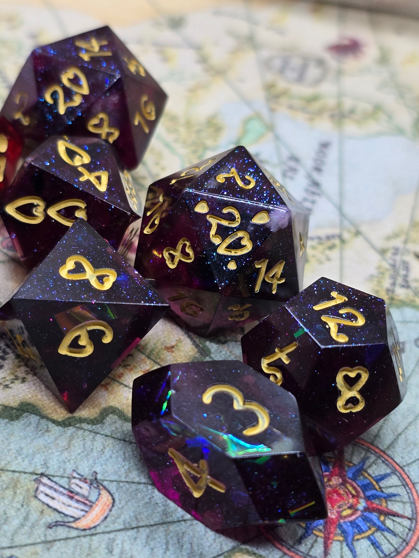 Fire hearts handmade 8 piece dice set