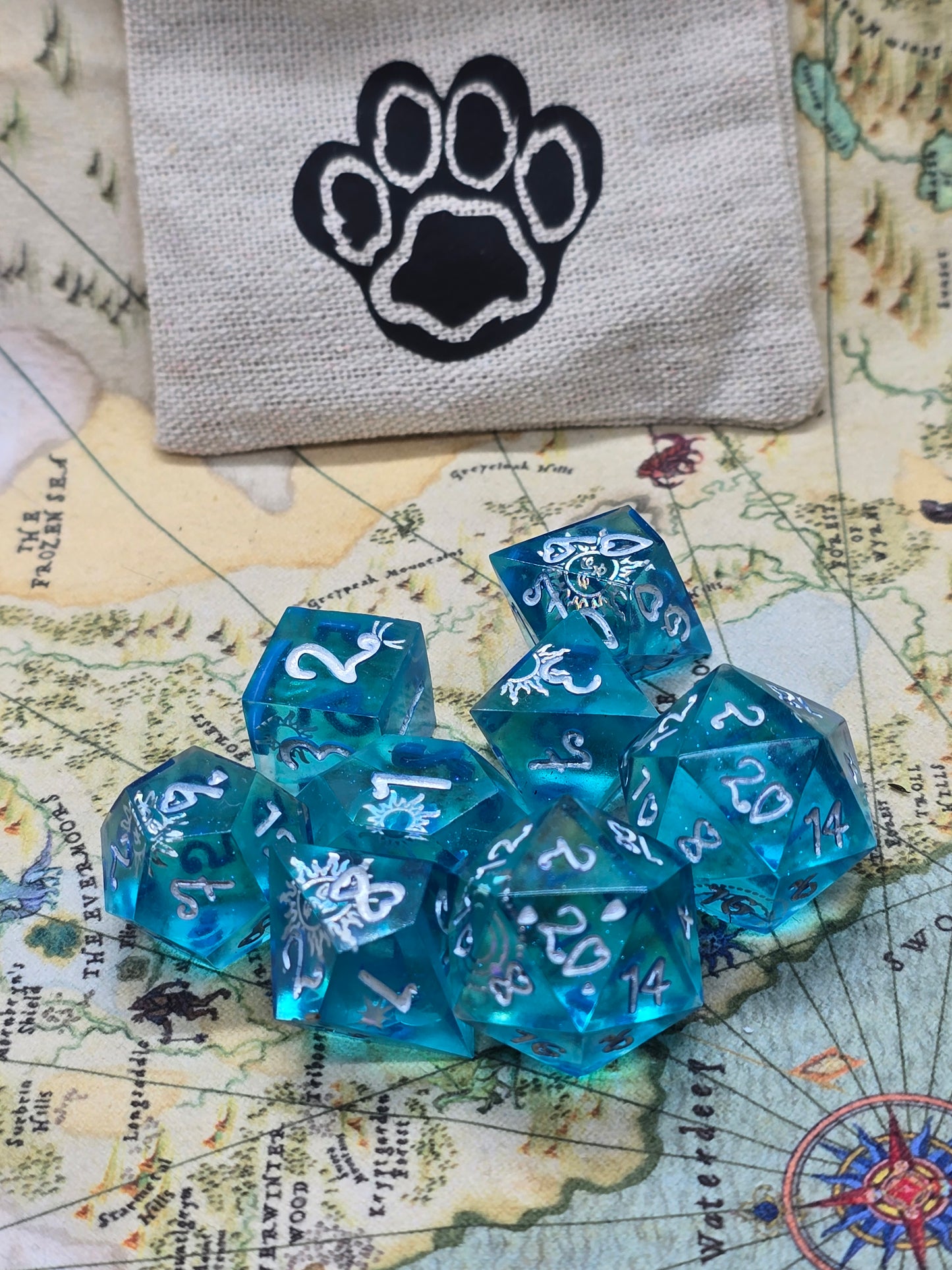 Astral hearts handmade 8 piece diceset