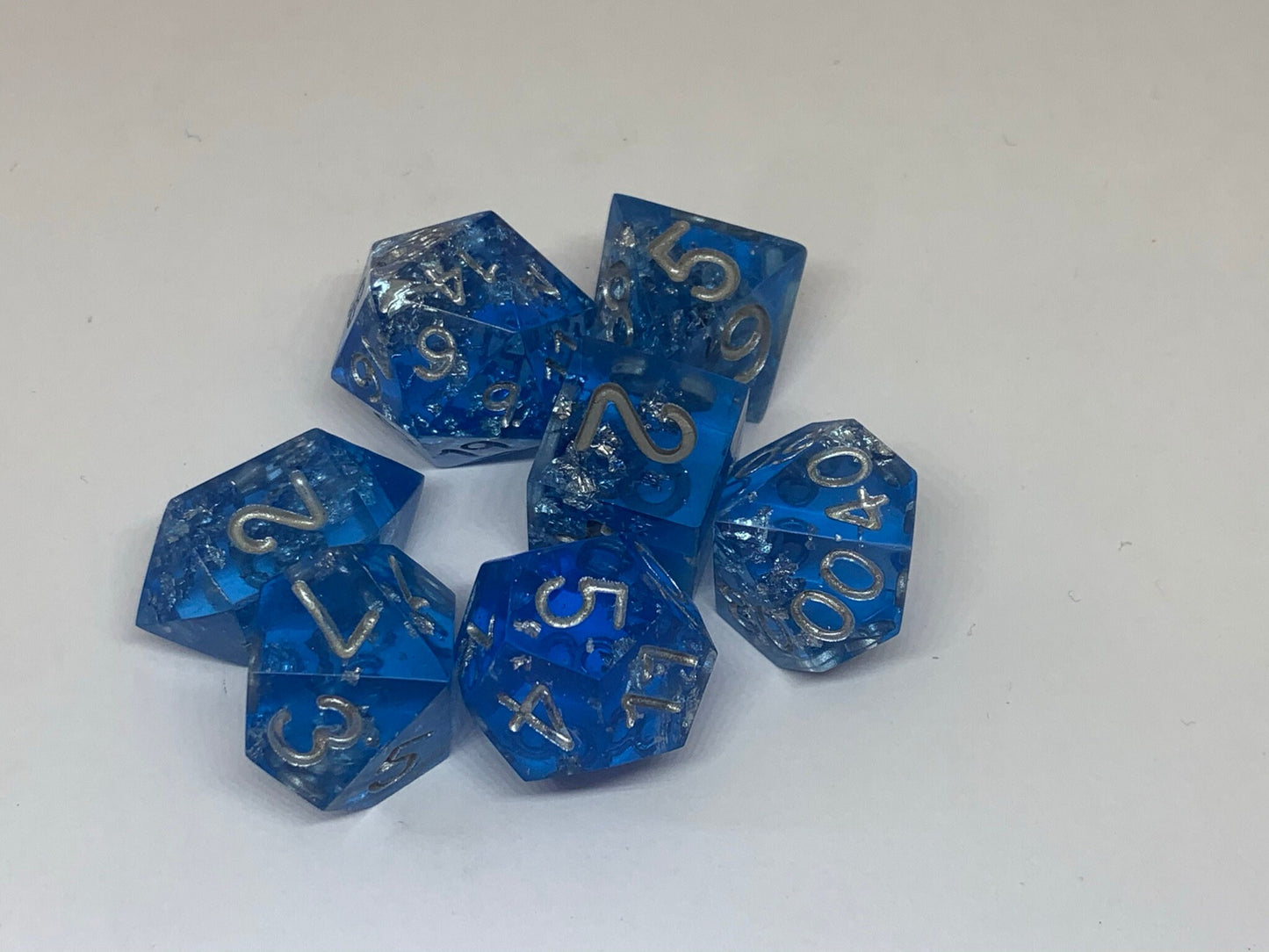 Mako Handmade Resin Edge Dice Set