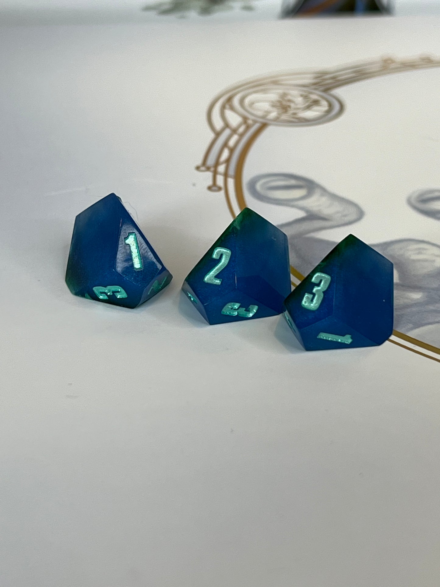 Earthly  Handmade 3XD3 Resin Dice Set