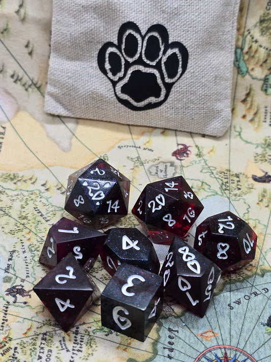 Dark hearts handmade 8 piece dice set