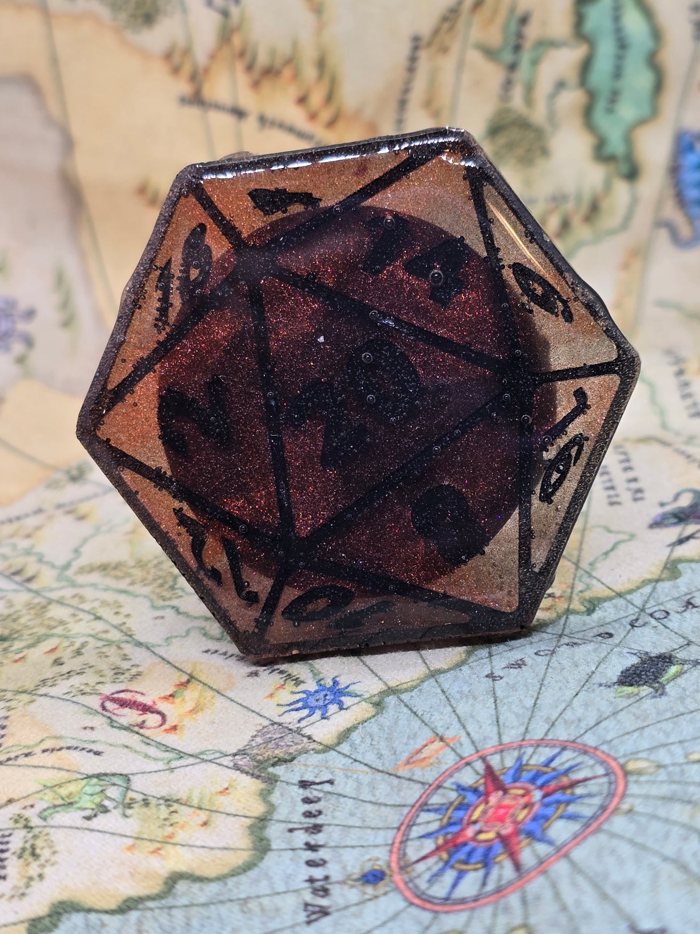 Dwarf bronze D20 phone grip