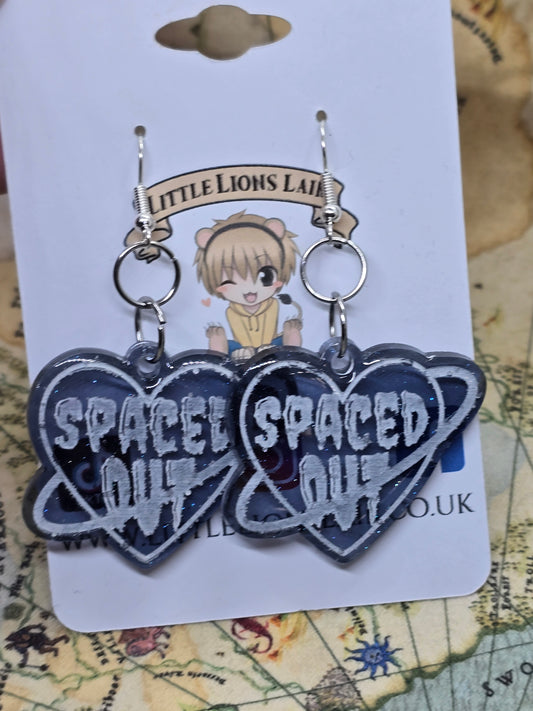 Spaced out dangle earrings