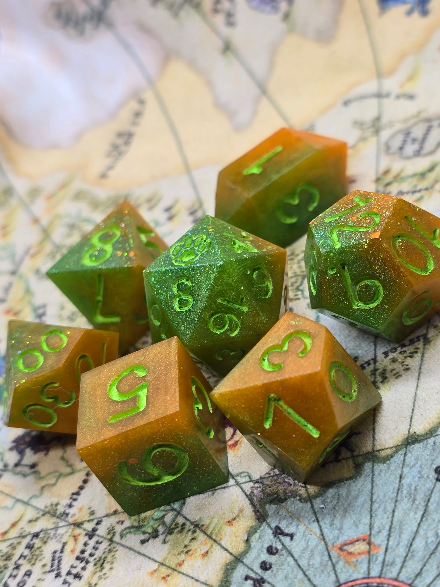 Halloween Handmade Resin Sharp Edge Dice Set