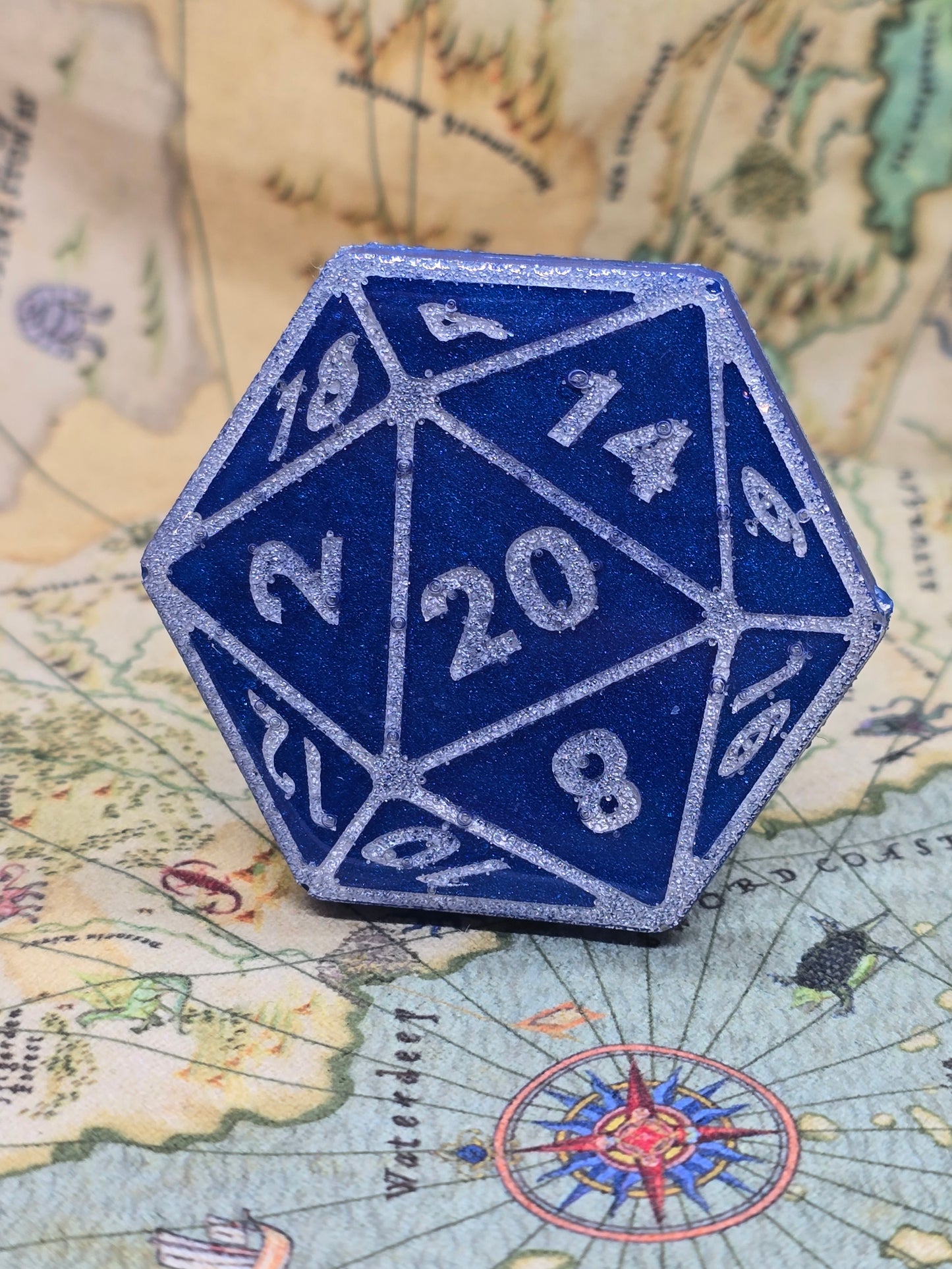 D20 phone grip